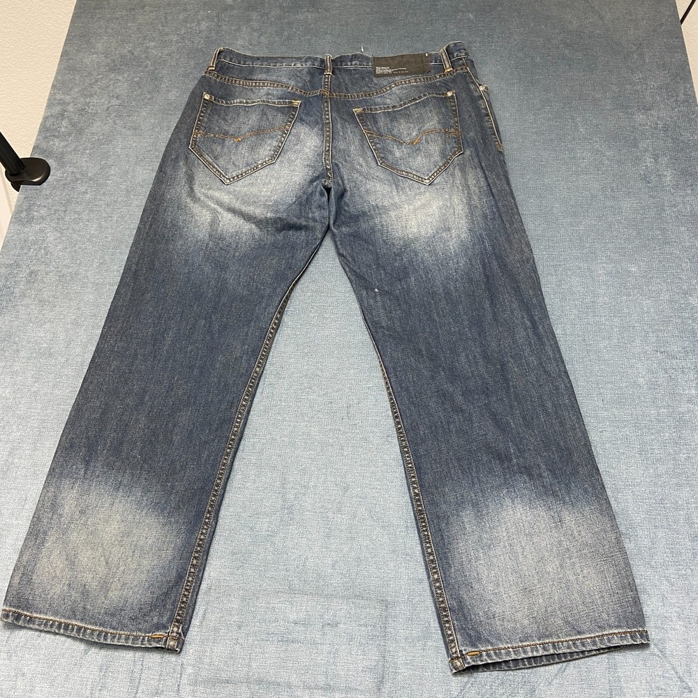 Y2K Rocawear Jeans Men's 38x32 Blue Denim Medium Wash Straight Leg Everyday Wear
